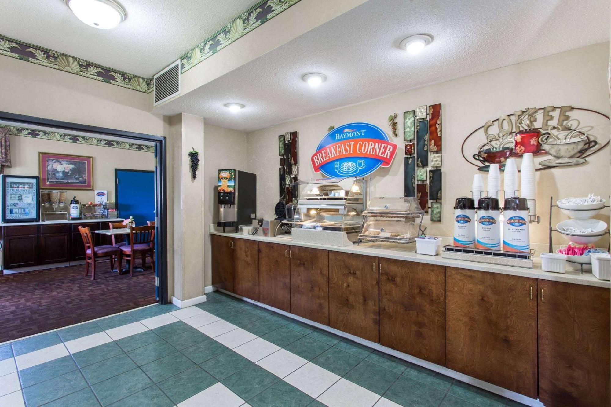 Baymont Inn & Suites Manning Exterior foto